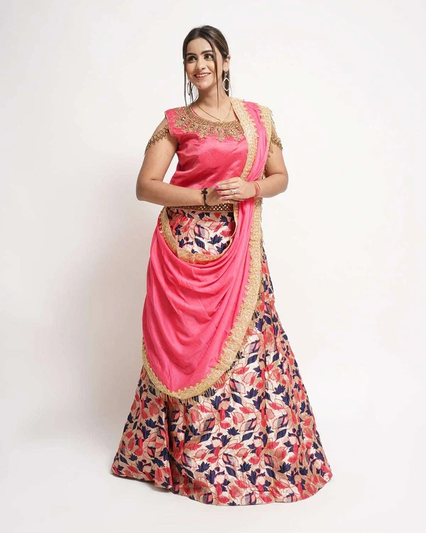 Banarsi silk with CANCAN ready-to-wear set 119, view 6
